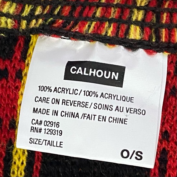 University of Calgary Red plaid fringed edge scarf. Size S. Used. - Picture 5 of 5